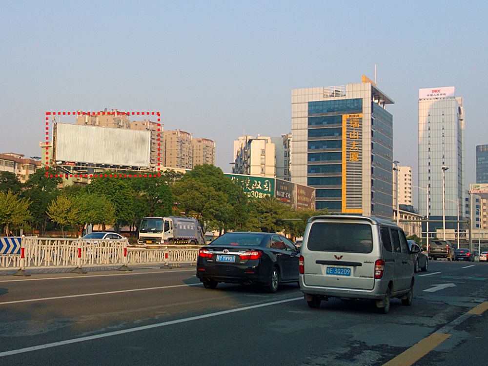 季华路与佛山大道交界东北立柱（海纳酒店旁）-1