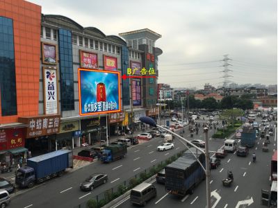 中大布匹市场长江市场中心B广告位 